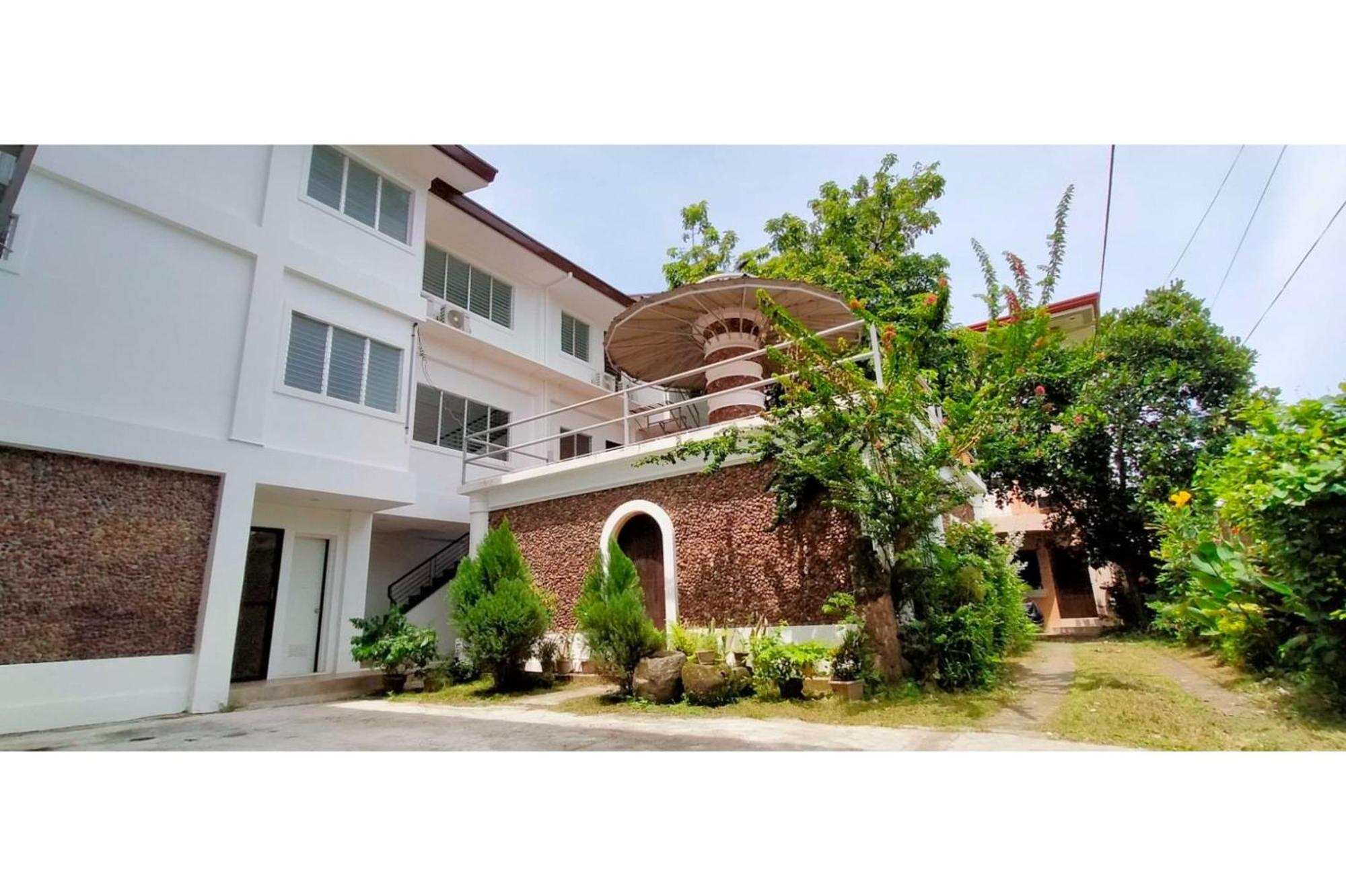 Hotel OYO 799 Ddd Habitat Iloilo Extérieur photo